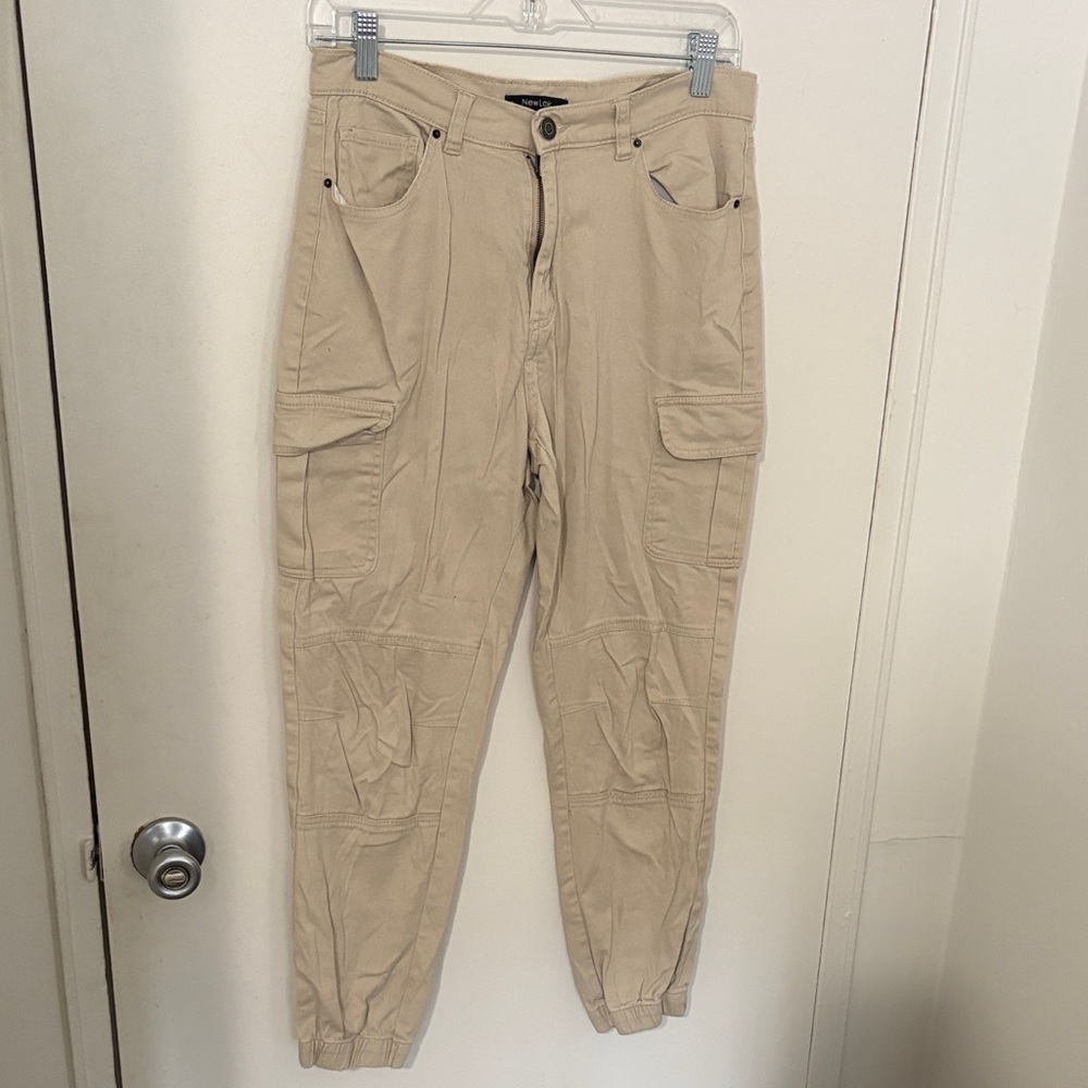 New Look Women's Tan Cargo Pants